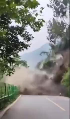 ⚠️ Watch For Falling Rocks ⚠️