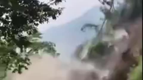 ⚠️ Watch For Falling Rocks ⚠️