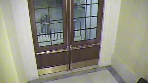 3443CHOB02CH12NRotundaExit_2021-01-06_22h00min01s327ms.mp4
