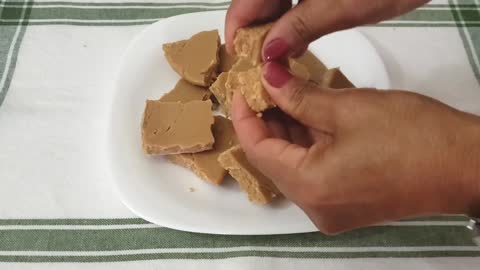 Doce de leite de corte com 2 ingredientes super fácil de fazer