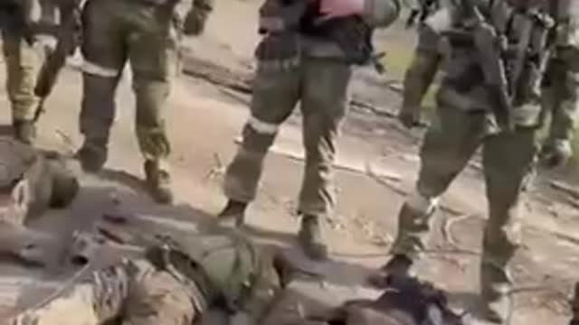 Chechens defeat Azov Nazis