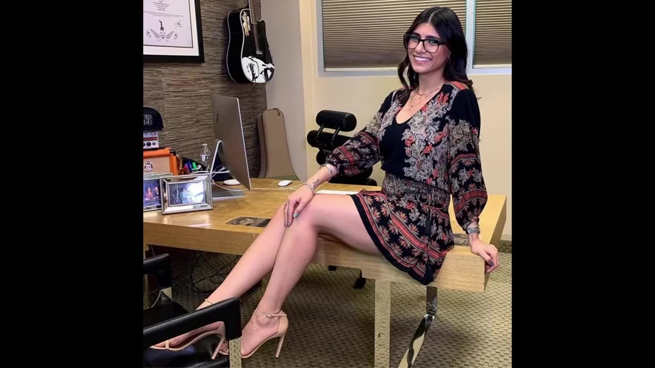 Mia Khalifa Sexy Wallpapers and Photos Hot Tribute Sexy Wallpapers 4K For PC Sexy Slideshows 2