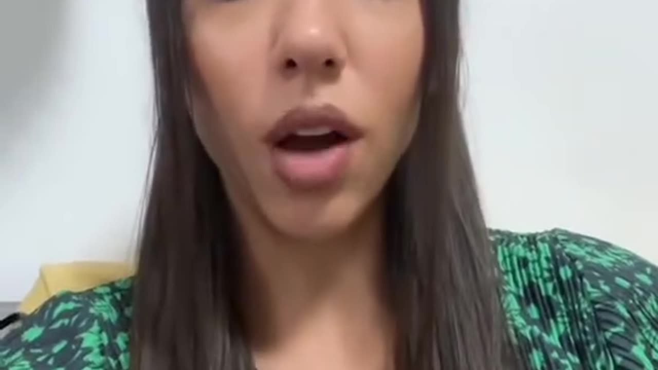 Pescobar și Donca transformați din escroci în vedete, de lipsa de educație a românilor