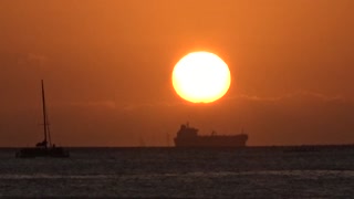 Honolulu, HI — Waikiki - Sunset