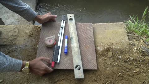 Build a unique mini hydropower with two units