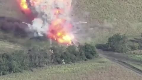 Insane Drone Strike On Russian Heavy Gun