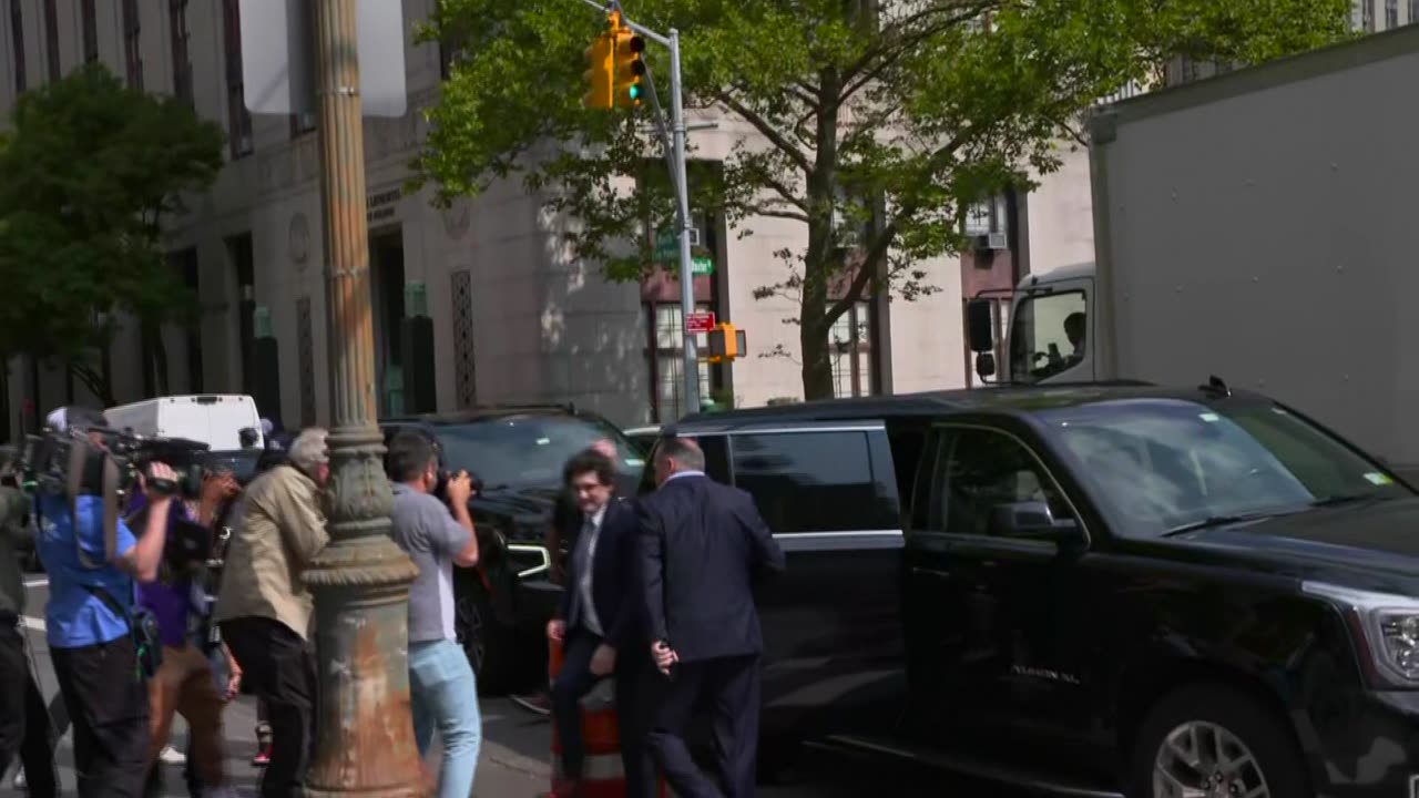 FTX founder arrives at NYC court Thursday