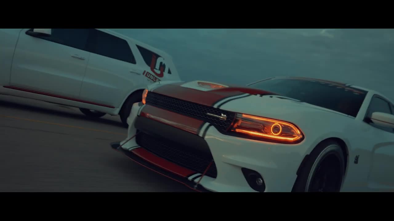 Dodge Charger vs Durango