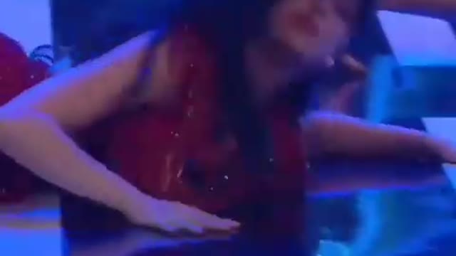 Nora fetahi dance performance dance amazing (1)