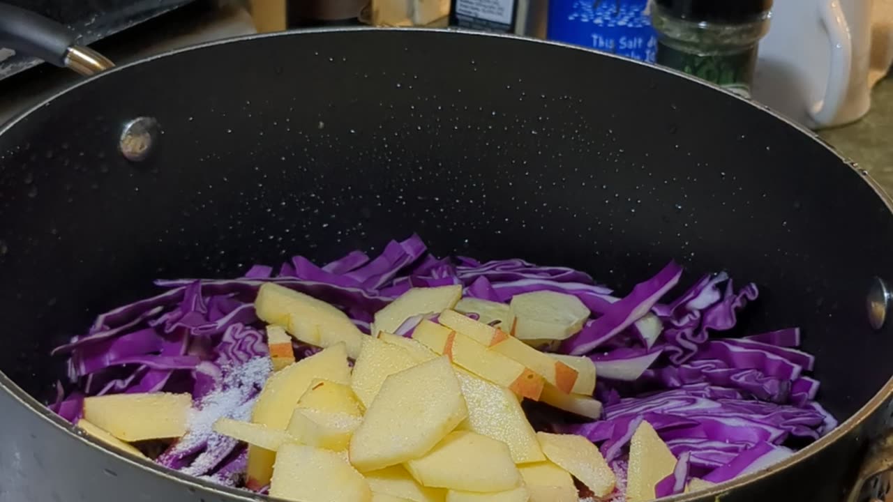 Cooking Blaukraut