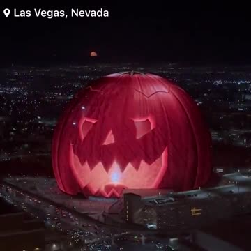 Las Vegas Unveils the $2.3 Billion MSG Sphere Lighting Up the Sky for the first time ever