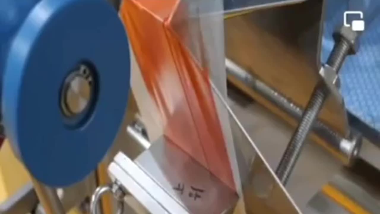 게맛살의 정체(분명 게는 아님) - 한국.avi