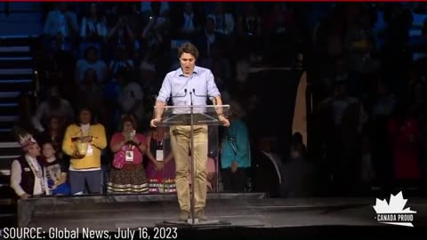 Justin Trudeau gets booed by 5000 People at the North American Indigenous Games