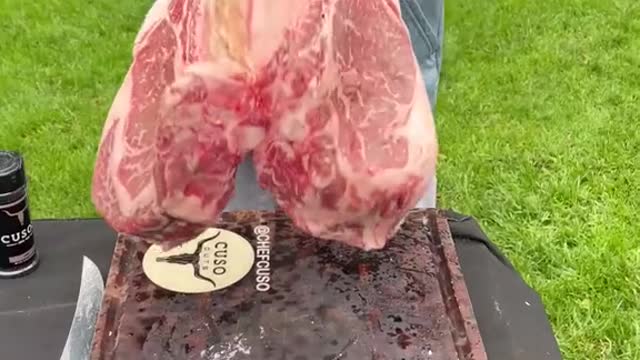 Double Stingray Tomahawk What should we name this…. 👨🏼🦳 #steak #grilling #outdoorcooking