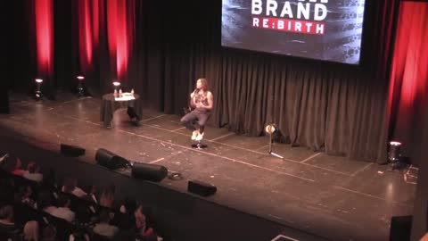 Russel Brand vs heckler