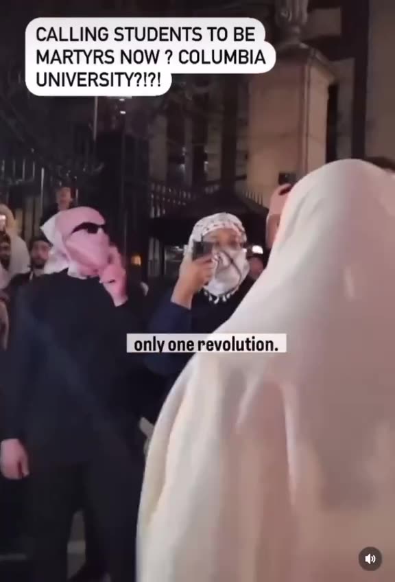 Muslim man at Columbia University calling for students to MARTYR themselves!