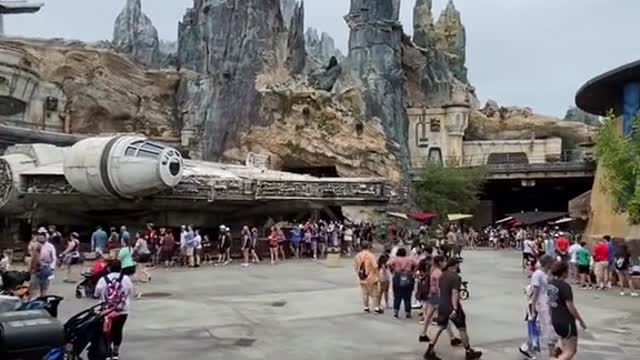 SOME PEOPLE ACTUALLYBELIEVE THIS FACTABOUT DISNEY.