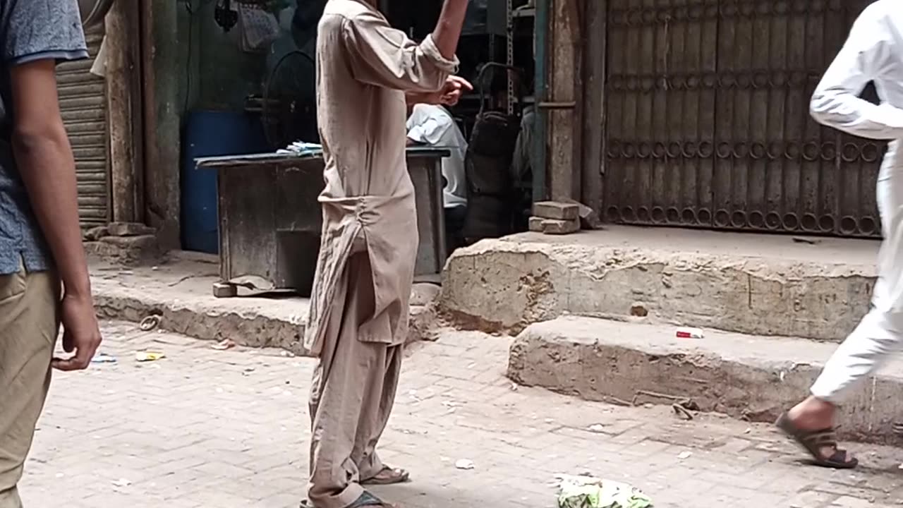 Ye pagal larka bohat talented hai | bohat hi lutf aagaya kalakari dekh kar | bhai aala de dya