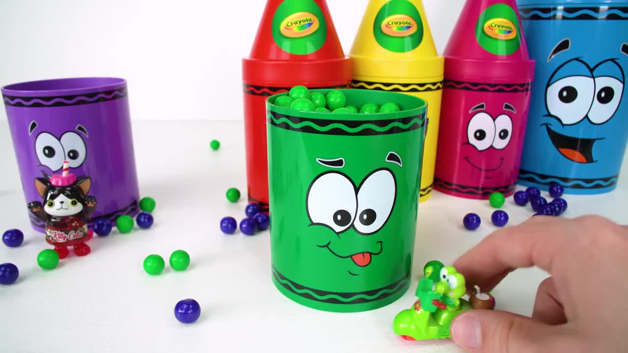 Best Toy Learning Video for Toddlers and Kids Learn Colors with Surprise Crayons!