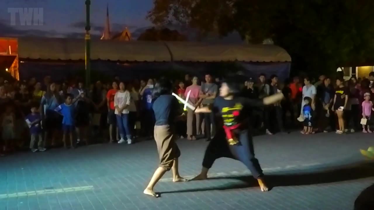 FEMALE SWORD FIGHT