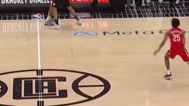 Nic Batum with some lockdown defense in the #MetaQuestPlayIn! 🔒😤 #nba