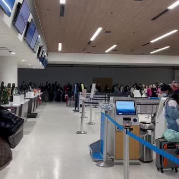 Nashville International Airport cancels over 100 flights following winter storm