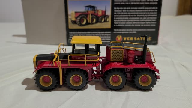 1/64 DCP Versatile BIG ROY