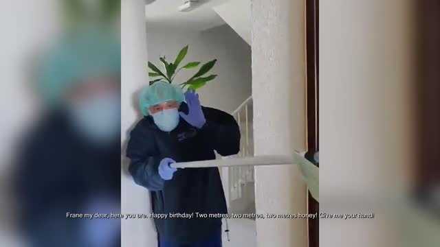 COVID: Moment Man Gifts Neighbour With Bday Card On Pole