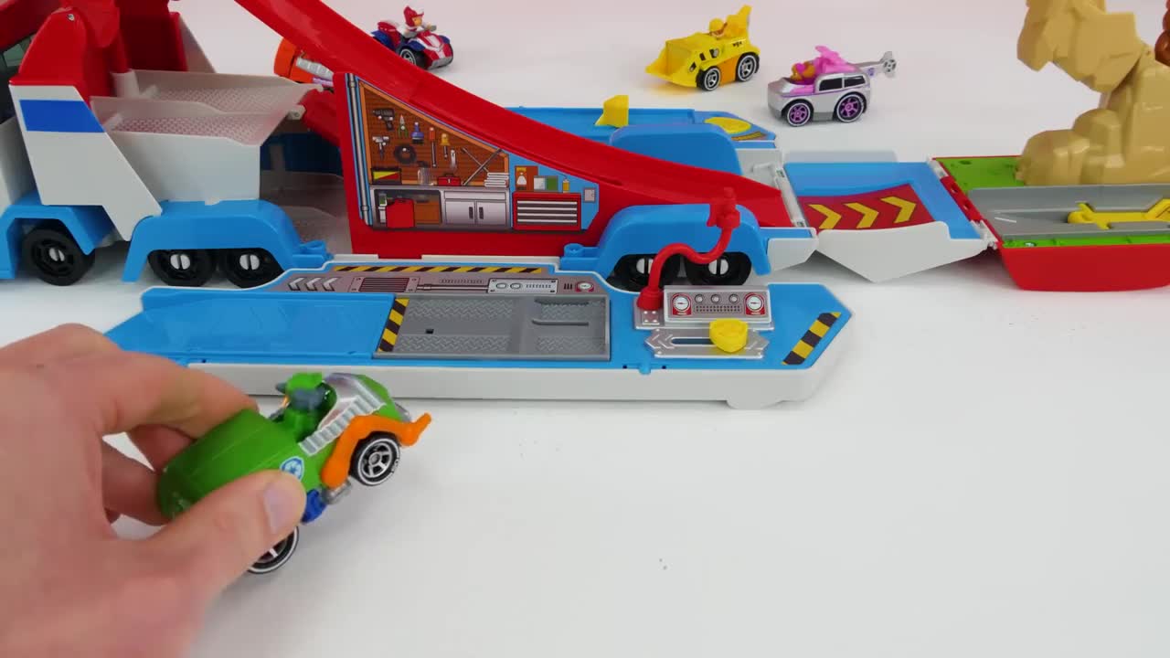 Toy Learning Video for Kids - Paw Patrol True Metal Vehicles Biggest Race!