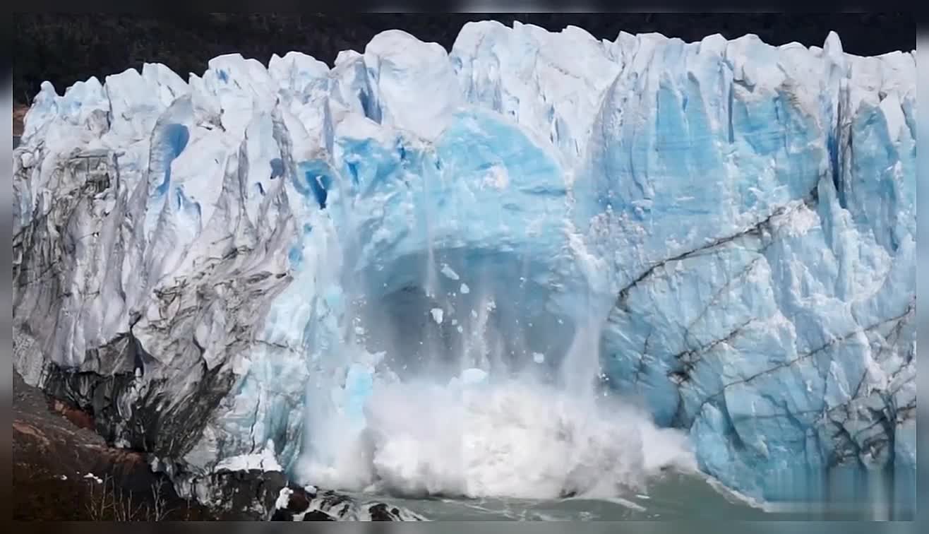 Glacier Collapsing Glacier River Glacier Polar Zone Ice Melting Glacier Melting