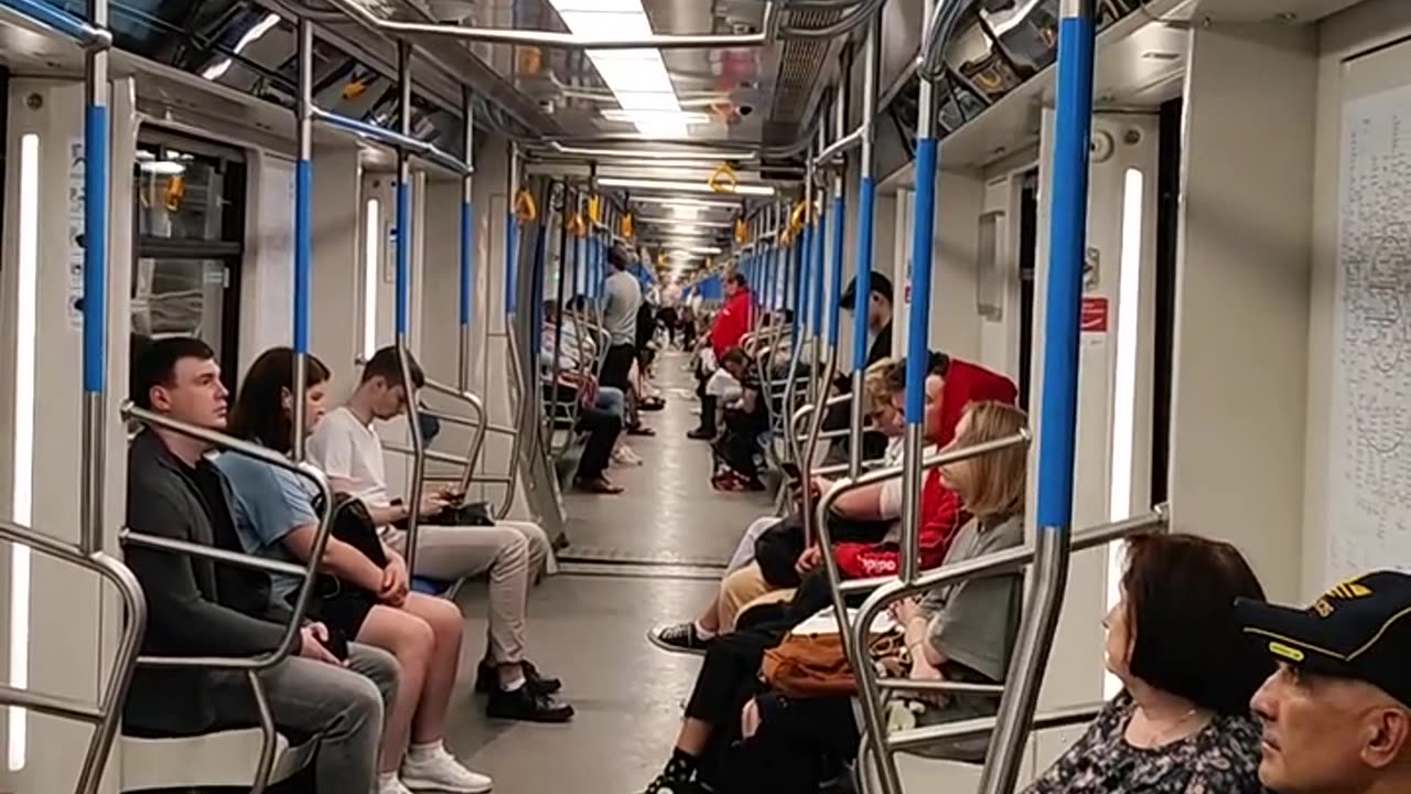 The carriage "gut". A carriage of the Moscow metro.