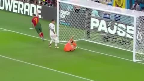 Bruno Fernandes cross flies past Cristiano Ronaldo’s head and into the net vs Uruguay