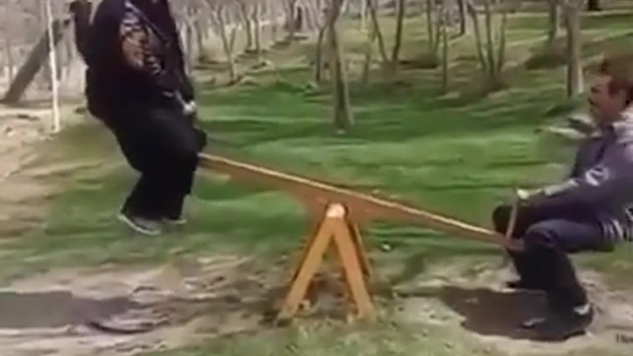 SEESAW FUNNY VIDEO