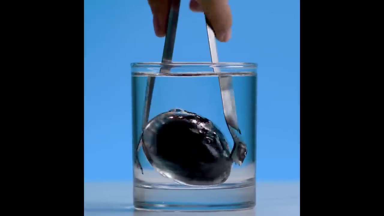 12 cool science tricks