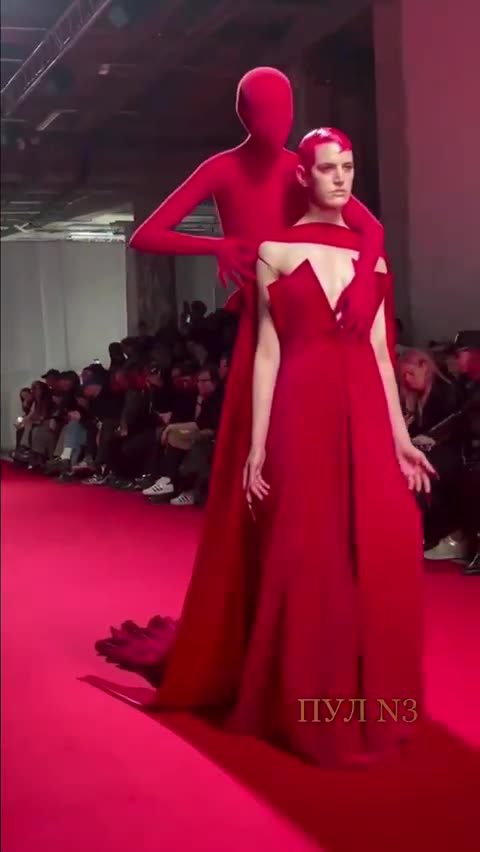 Horrible Fasihon Show