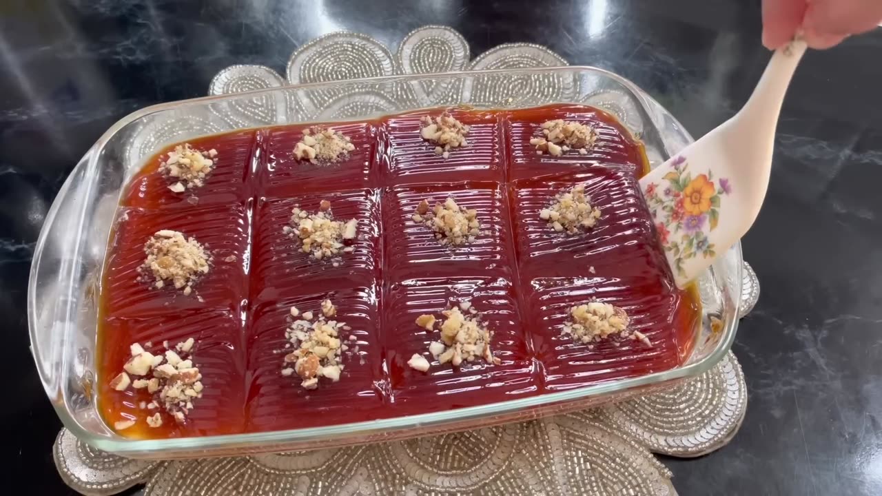 The famous Turkish dessert with 10 minutes of preparation! No bake no expense.