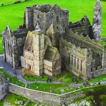 Rock of Cashel Ireland🇮🇪