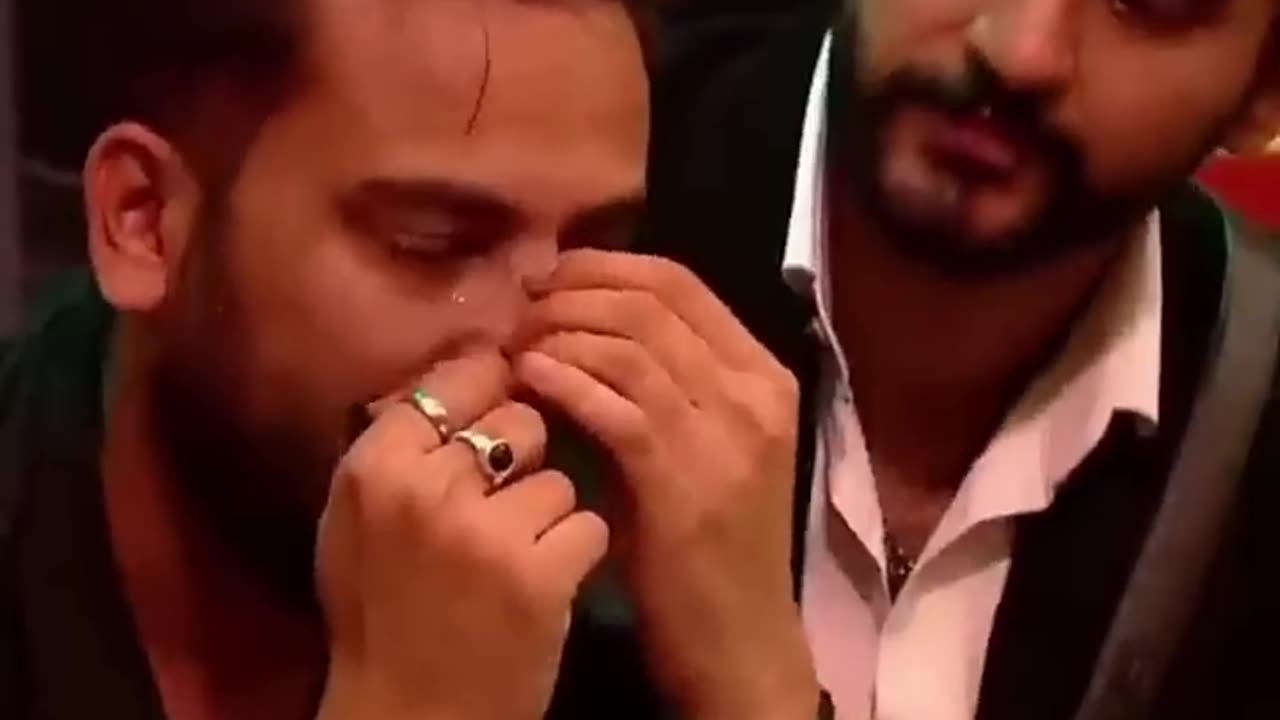 Why cry elvish yadav in biggboss