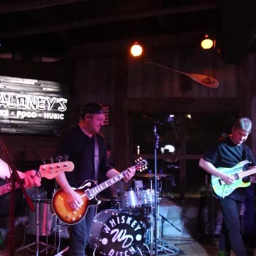 Whisky Ditch sings Bryan Adams song Summer Of '69