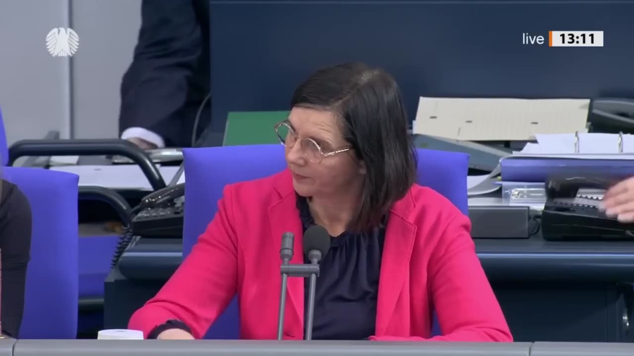 Widerlegte Politik deutscher Bundestag