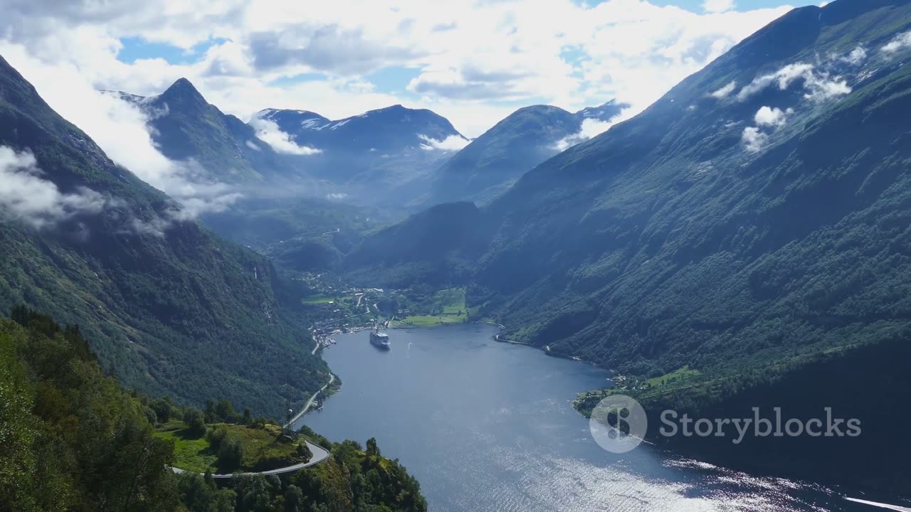 Top 10 Norwegian Wonders : A Visual Journey