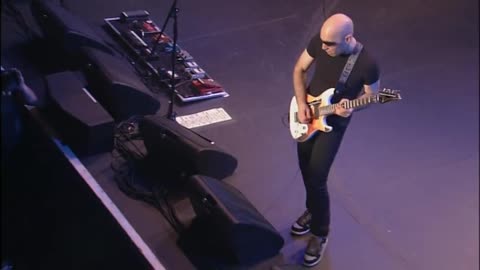 Joe Satriani - Super Colossal (from Satriani LIVE!)