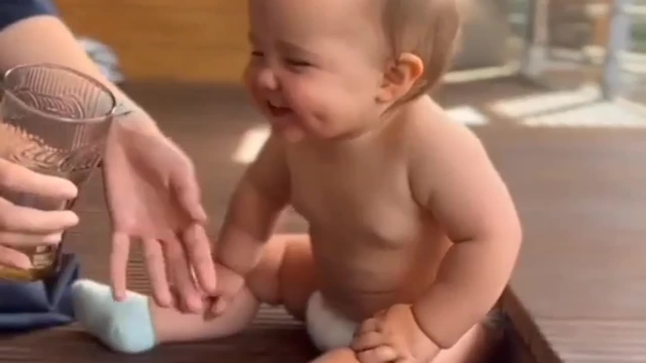 Laughing baby😂