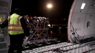 U.S. Air Force prepares weapons shipment for Ukraine