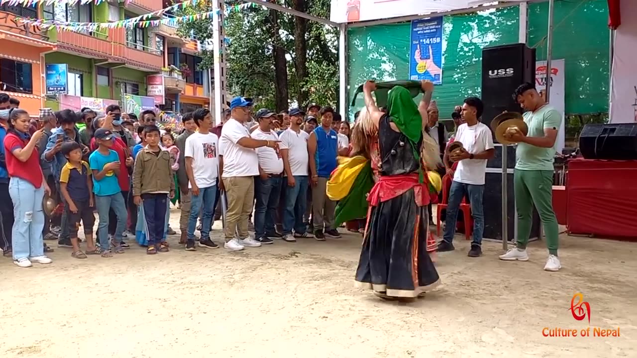 Charikot Lakhe Nach