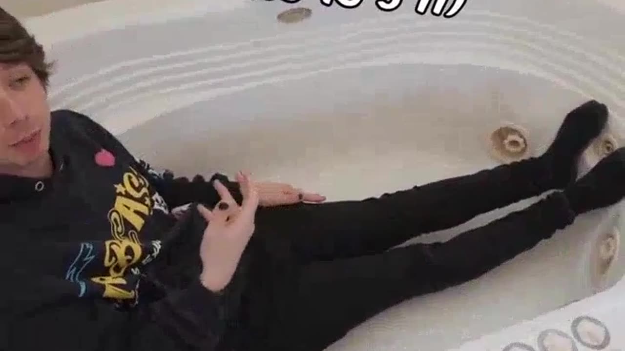 Great Bath Tub. Big Seat |Mr Beast live videos |
