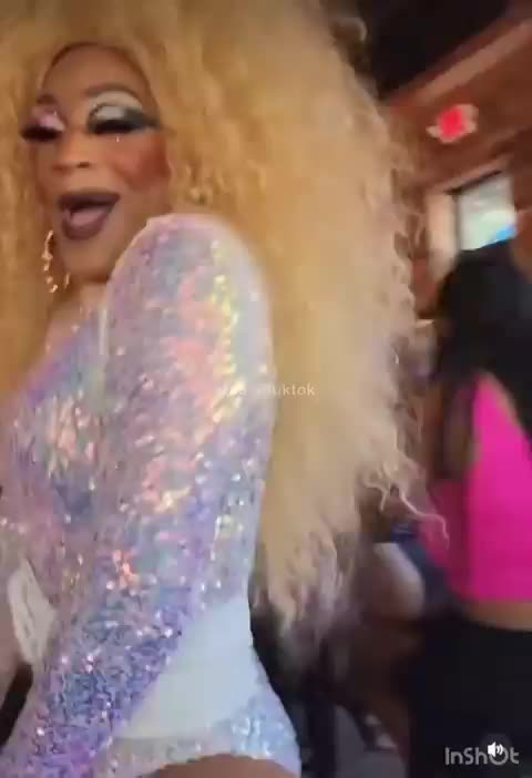 This is SICK! San Fransisco Drag Queen Shakes Butt In Front of Children