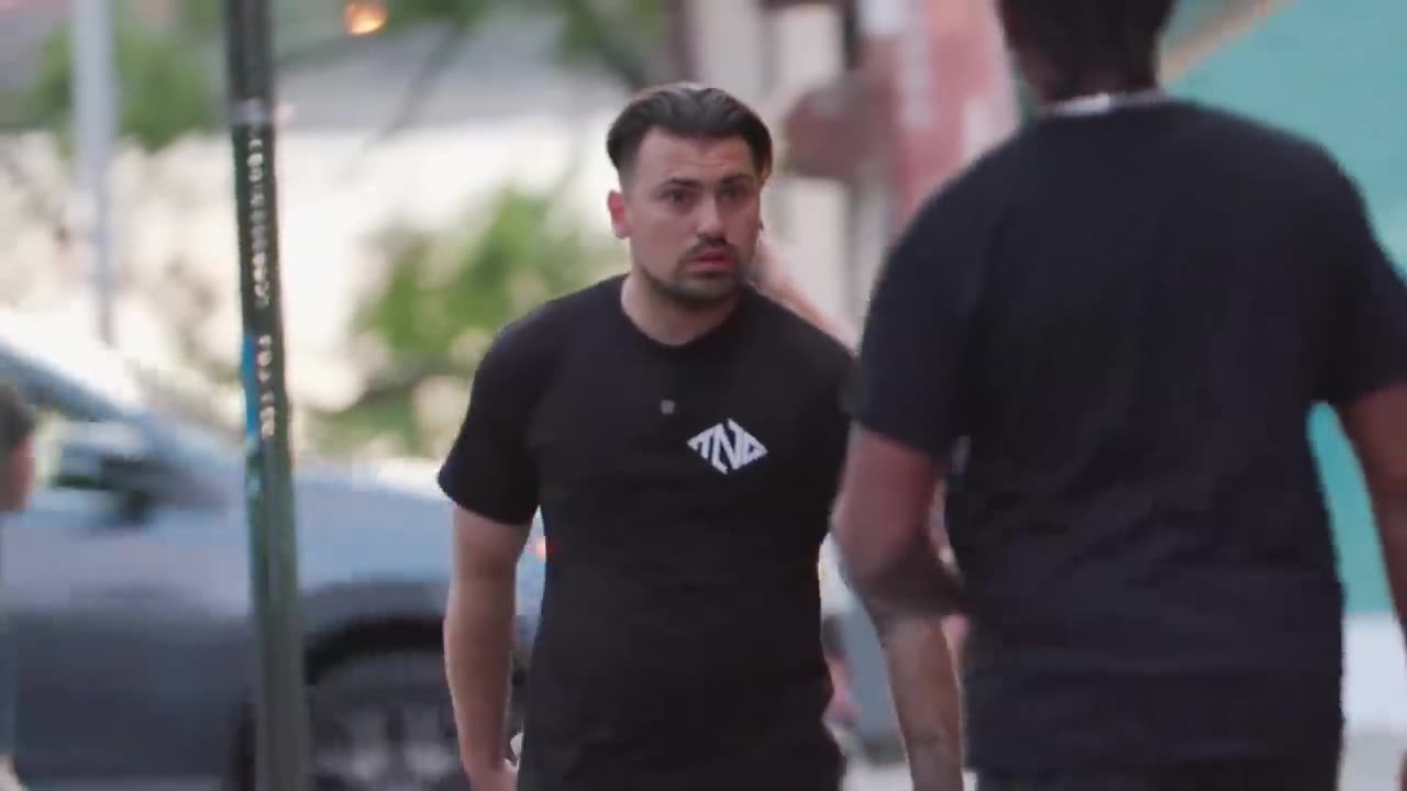 Punching Thugs Pranks in the Hood Gone Wrong ( New York )