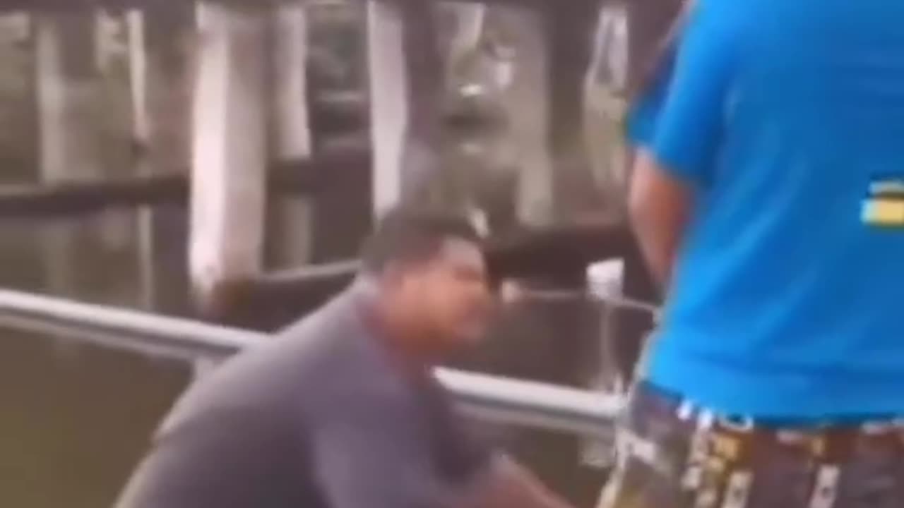 Wait for it 🔥🤣😂 Funniest movement
