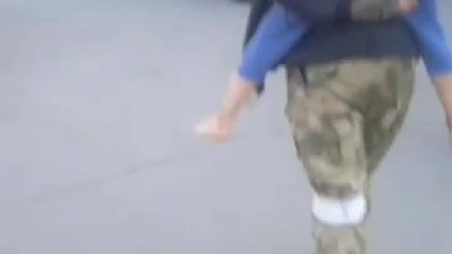 Russian soldiers spot kids with no shoes and take them to the shoe store